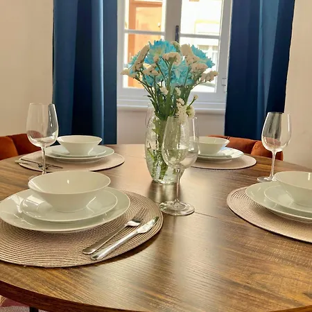 Luxurious Art Design - Graca Apartment